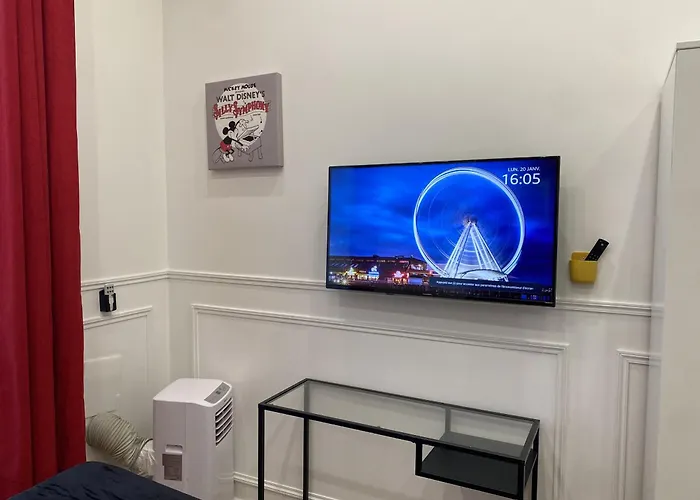 Urban Flat 72 - Pretty 3 Bedroom Flat - Triangle D Or